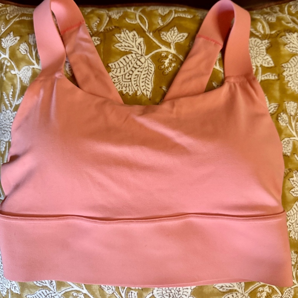 Athleta Twist-Back Sports Bra • Pink •